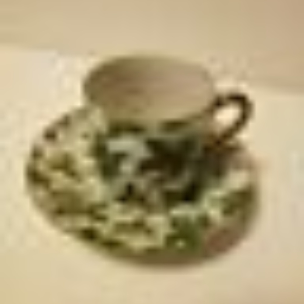 Vintage Demitasse Christmas Holly Chintz Inarco - Picture 2 of 6